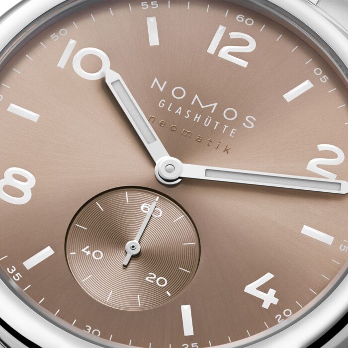 NOMOS Glashütte Club Sport neomatik 39 ember bei Juwelier Jasper in Lippstadt