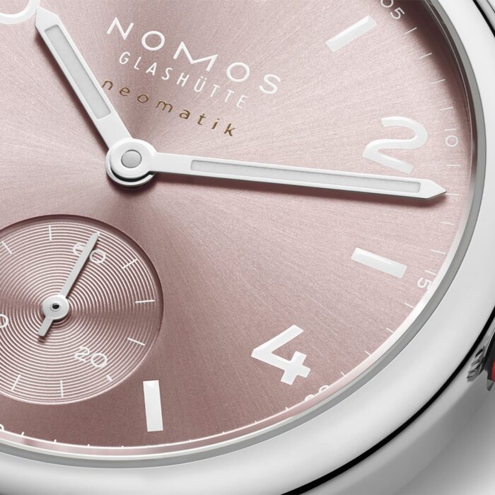 NOMOS Glashütte Club Sport neomatik 34 Rosé bei Juwelier Jasper in Lippstadt